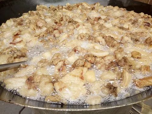 炸豬油廠油煙異味濃、刺激性大，Dejing的凈除臭劑快速除臭.jpg